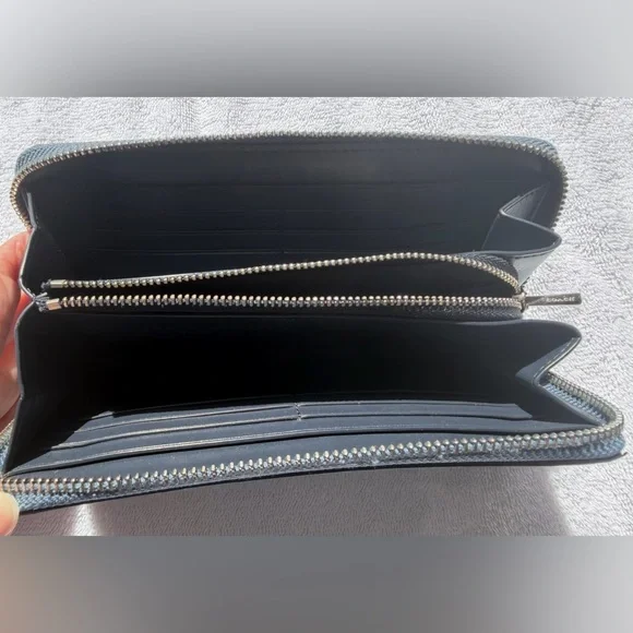 Coach Blue Zip-Around Leather Wallet with Silver Hardware - Picture 4 of 15
